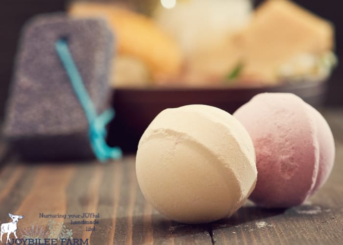 After a stress-filled day, a hot bath can be just the thing to help you relax. Make de-stressing DIY bath bombs and enjoy the escape. 