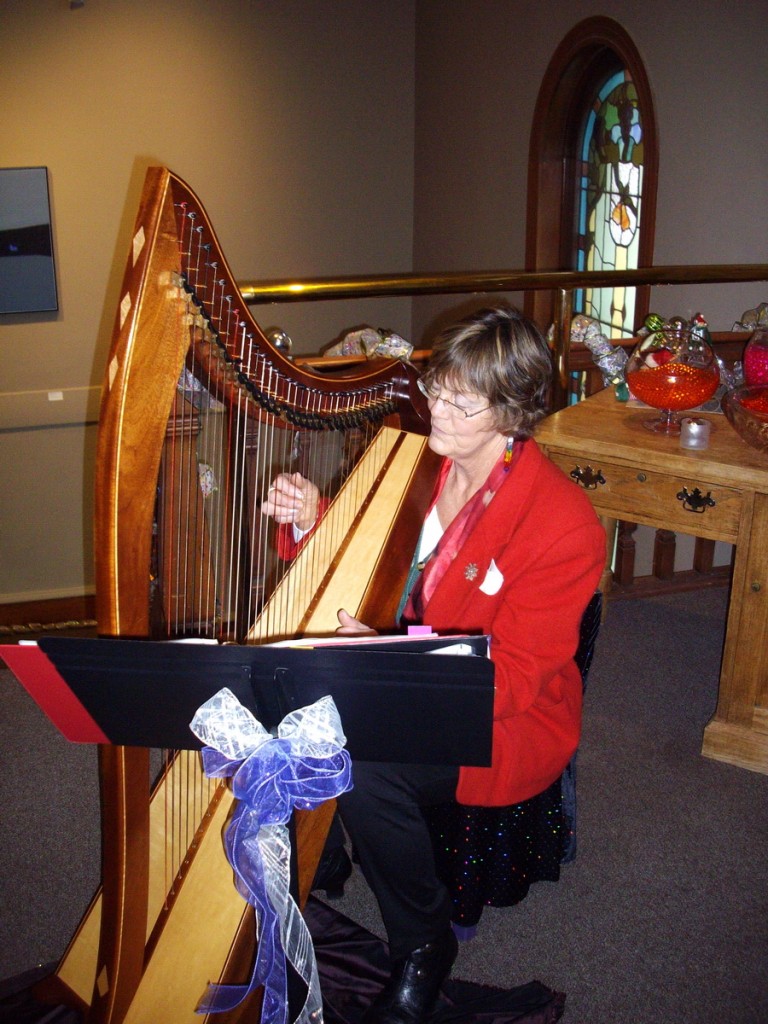 Jenn Fenn on Harp