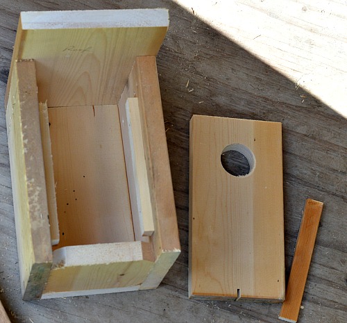 Make a bluebird house from only 1 board