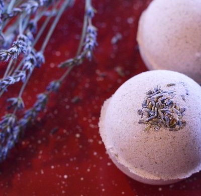 Soothing Oatmeal & Lavender Bath Bombs for Dry, Irritated, Itchy Skin