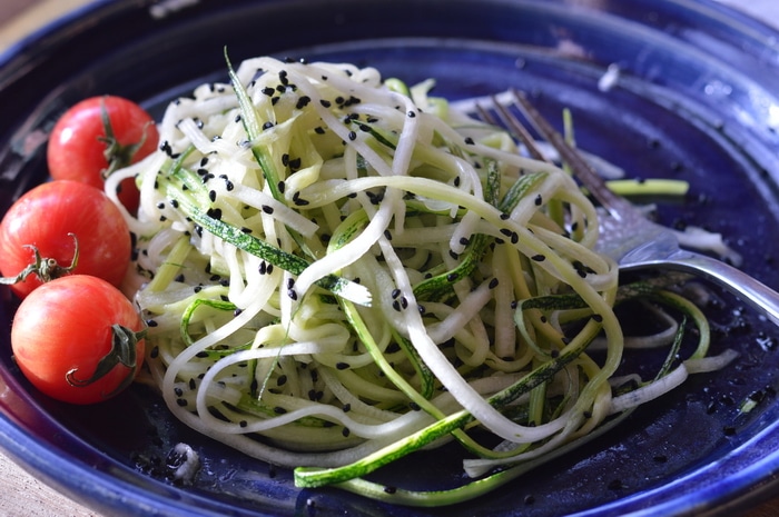buttered poppy seed vegetable noodles